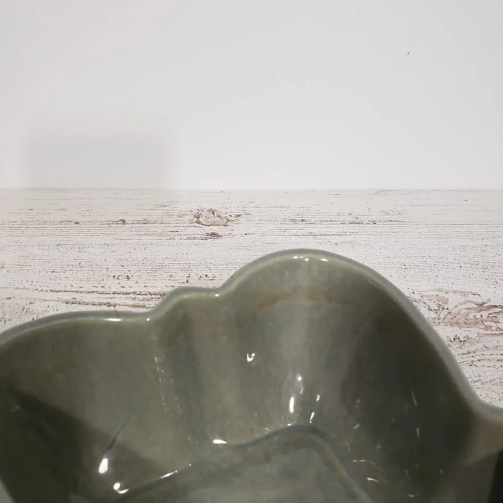 Shawnee USA 151  Pottery  Seafoam Sage Green Butterfly Planter  MCM Vintage